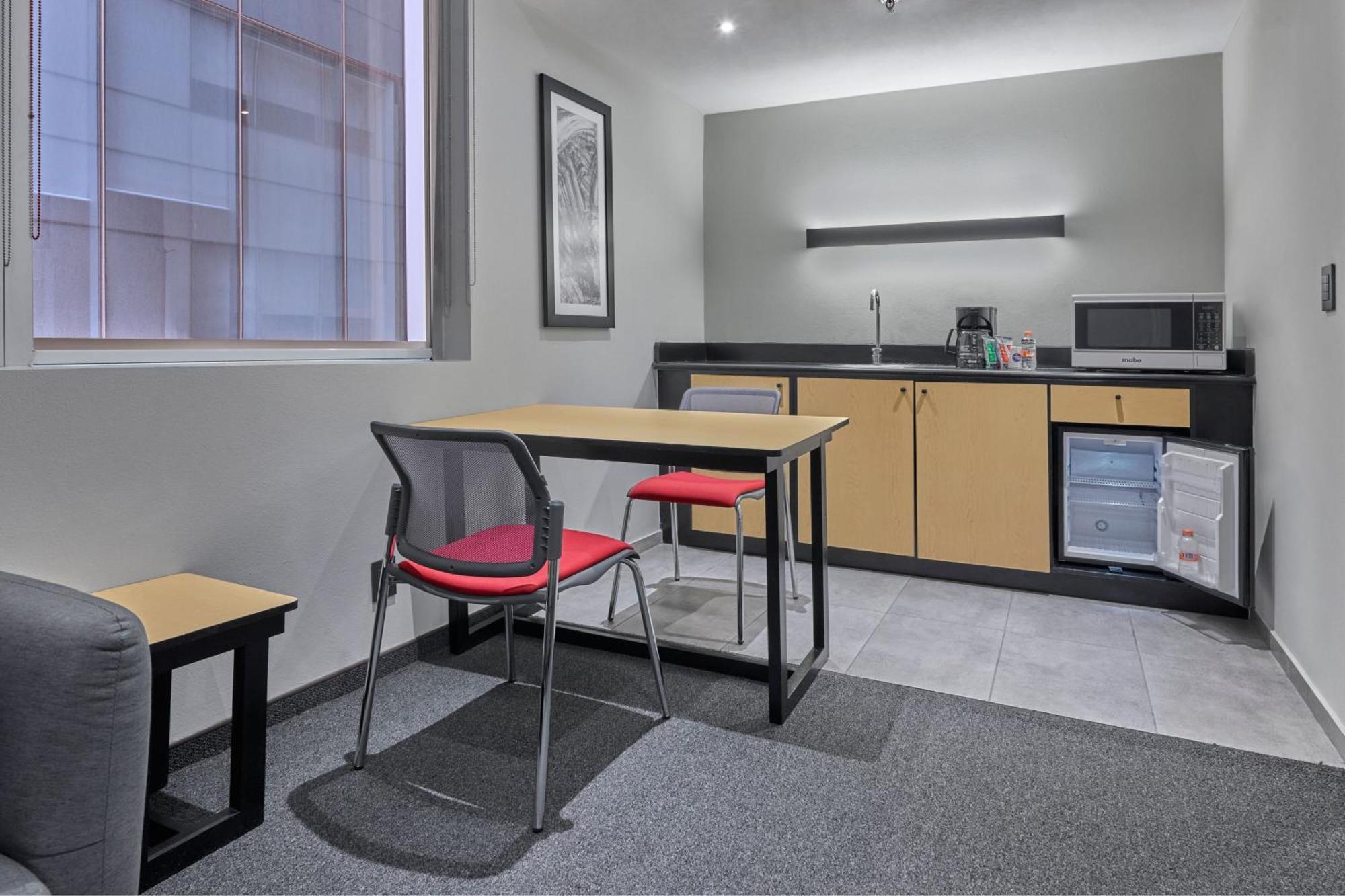 City Express Plus By Marriott Monterrey Nuevo Sur Zewnętrze zdjęcie